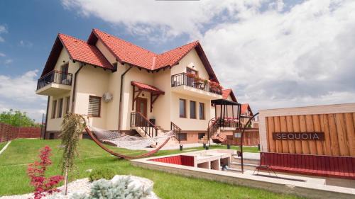 Brasov Villa | Roots Villa Sequoia