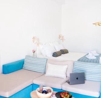Megalochori Apartment | Rosalia Studio Megalochori