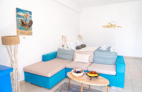 Megalochori Apartment | Rosalia Studio Megalochori