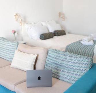 Megalochori Apartment | Rosalia Studio Megalochori