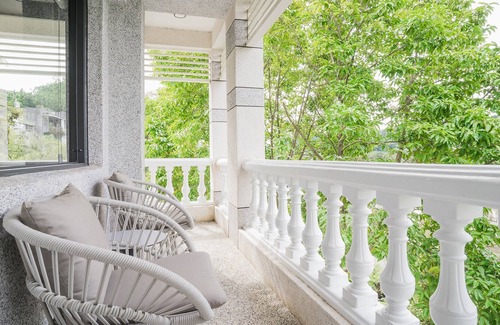 Daxi District Hotel | Roselnn