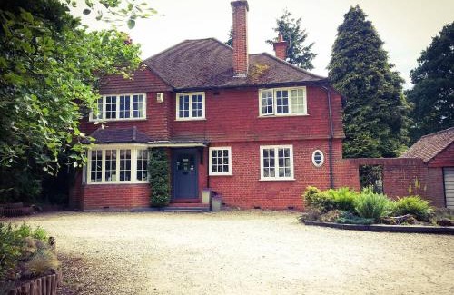 Esher House | Rosemead Guest House
