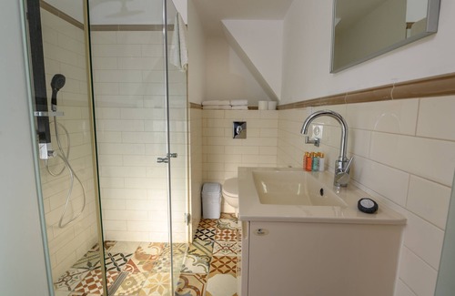 Artists Colony Hotel | Rosentalis Hotel