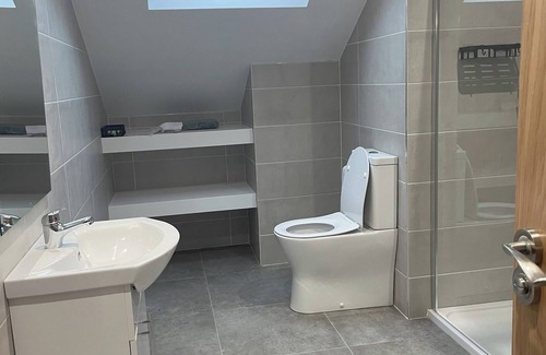 Drumkeen Apartment | Rosie's Bar Apartment -