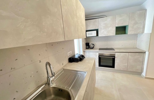 City Center Apartment | Rosoglio Poreč 300m from sea, new apartment 2024