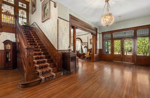 Hattiesburg Bed & Breakfast | Ross Mansion Bed & Breakfast