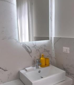 Camerano House | Rosso Conero - Le Grotte Rooms & Apartments