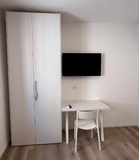 Camerano House | Rosso Conero - Le Grotte Rooms & Apartments