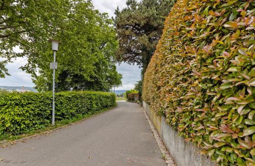 Konstanz Apartment | Rotes Haus über den Weinbergen
