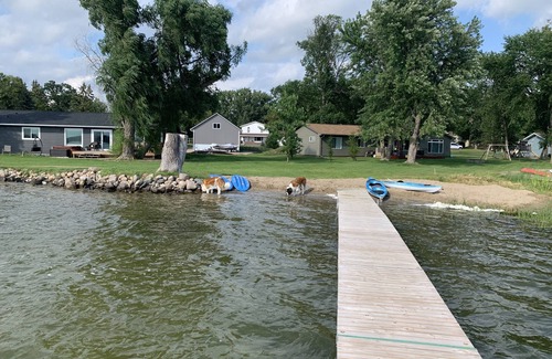 Ottertail House | ROUND LAKE LAKE HOUSE Beautiful lake home on the water with sandy beach