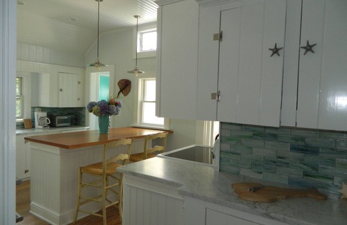 Rowayton Cottage | Rowayton Bungalow-Booking Christmas! Or Month-Month 5,900. Inquire!