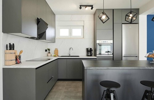 Kastel Novi House | Royal Blue