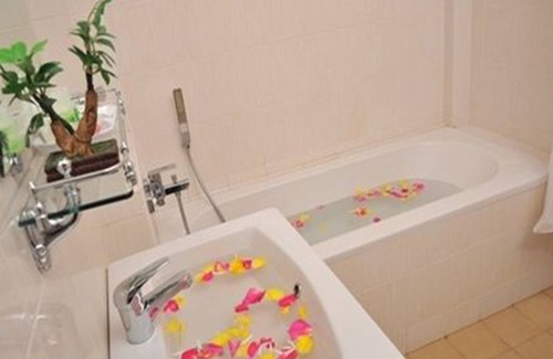Pyin Oo Lwin Hotel | Royal Green Hotel