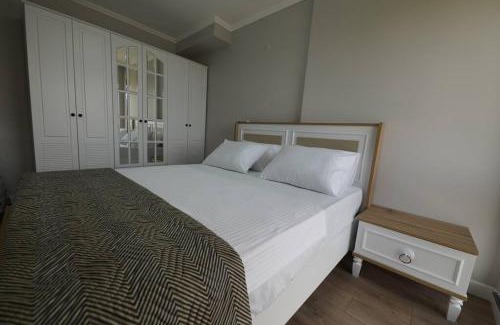 Antalya City Centre Hotel | Royal Homes 401