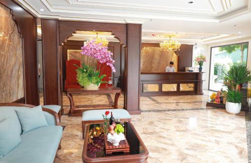 Gia Lam Hotel | Royal Hotel Trâu Quỳ