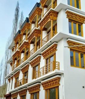 Leh Hotel | Royal nangso guest house