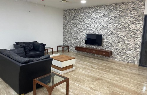 Hadapsar House | Royal Nest