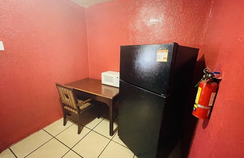 Viavant - Venetian Isles Hotel | Royal Palms Motel & RV Park