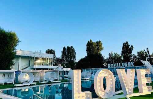 Bascov Hotel | ROYAL PARK Complex