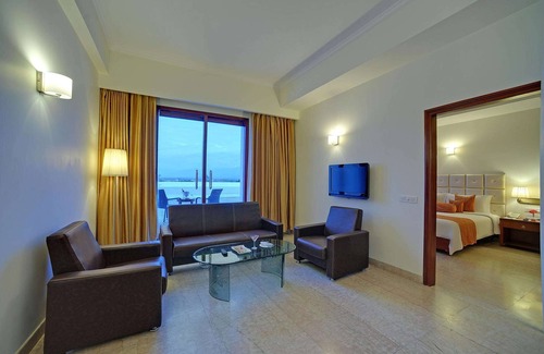 Siliguri Hotel | Royal Sarovar Portico Siliguri