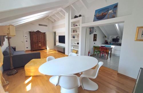 Downtown Apartment | Royal Suite l'attico nel cuore di Varese