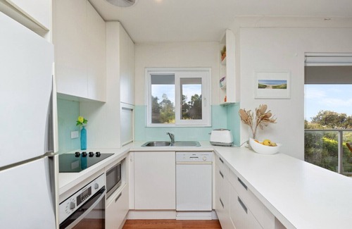 Narrabeen Apartment | Royal Surf - Direct Beachfront