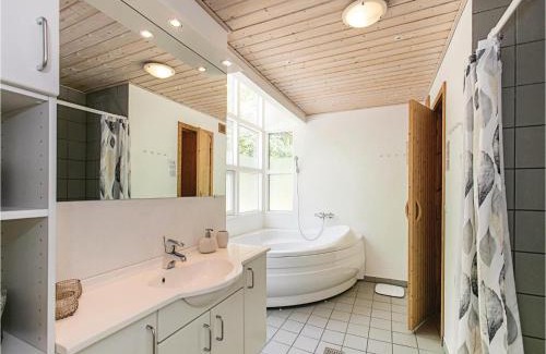 Hasle House | Rubinsøen Skovhuse