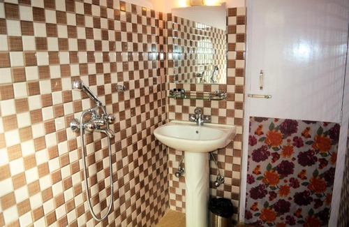 Lachung Hotel | Rufina Lachung de'CROWN