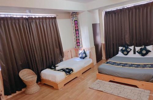 Lachung Hotel | Rufina Lachung Deezong