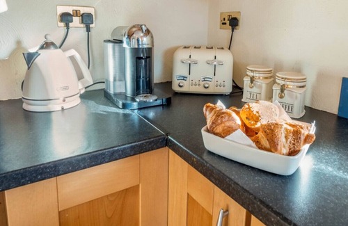 Ballyconneely House | Rugosa - A bright, spacious and relaxing stay