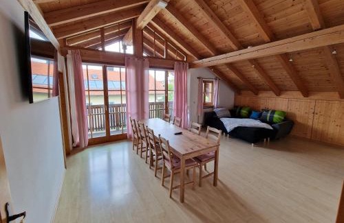 Waging am See Apartment | Ruhige Lage - USt ausweisbar - Netflix - YouTube Premium - Bosch Wasc