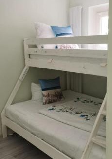 Dierkow-Ost Apartment | Ruhige Wohnung, citynah und kinderfreundlich