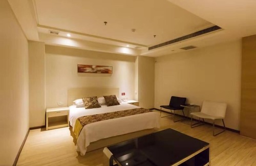 Wenfeng District Hotel | Ruicheng Hotel Anyang Train Station Branch