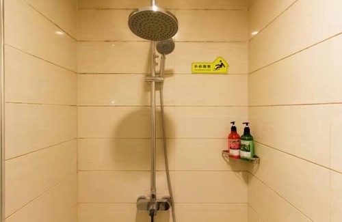 Wenfeng District Hotel | Ruicheng Hotel Anyang Train Station Branch