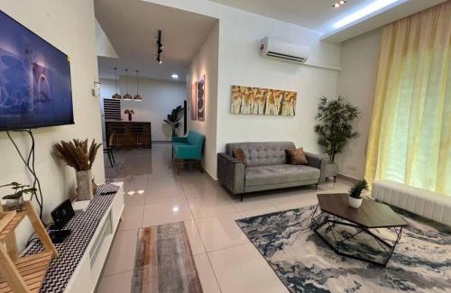 Geching Hilir House | RUMAH CAMAR by IMPIAN HOMESTAY KLIA - SALAK TINGGI - NILAI
