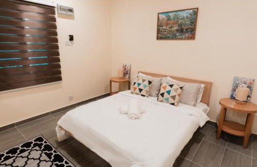 Kampung Lombong Jerneh House | Rumahkita Beranang TJS Holiday Homes