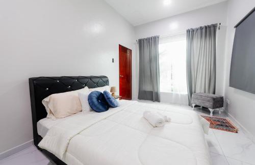 Kampung Lombong Jerneh House | Rumahkita Beranang TJS Holiday Homes