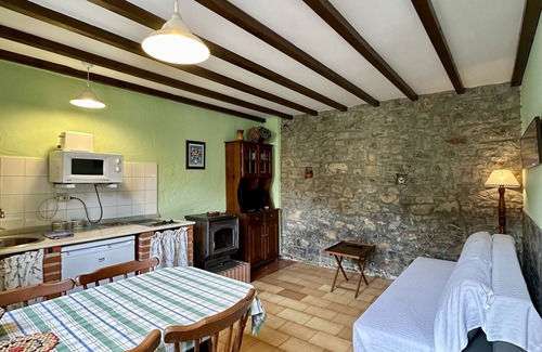 Castrillon Cottage | Rural Accommodations Casa Fabián, La Quintana (Pet Friendly)