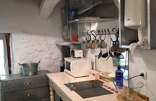 Zeberio Cottage | Rural apartment, special for families and pets, river and mountain views.