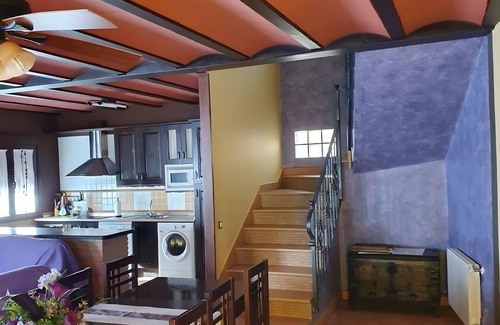 Iznatoraf House | Rural House 'Fuente Los Avellanos' with Mountain View, Wi-Fi and Air Conditioning