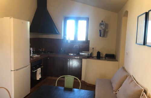 Biar House | Rural house among olive trees