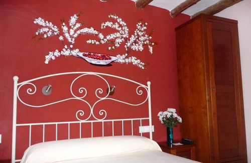 La Viluena House | RURAL HOUSE ENTREFRUTALES ...!IT WILL FEEL LIKE AT HOME!