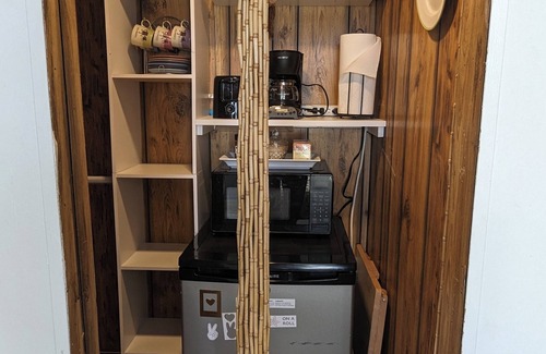 Edgar Apartment | Rural Lakeview Getaway – Pet Friendly & Free Parking