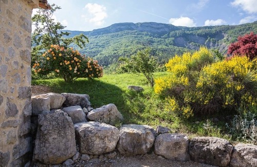 Cornillac House | Rural lodging, isolated, in the heart of our apricot orchards