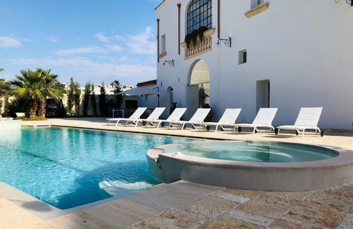 Nardo Apartment | Rural mansion from the 1700s with swimming pool, hot tub and solarium.