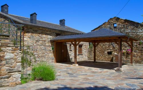 San Tirso de Abres Apartment | RURAL PRADO