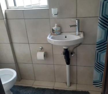 Kempton Park House | Ruros Guest House