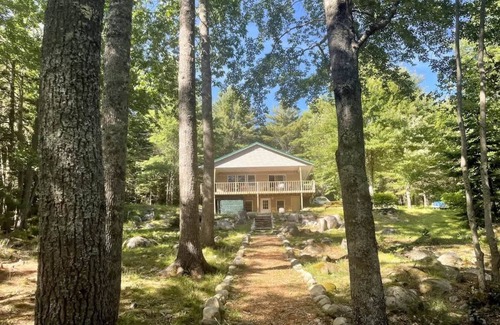 Blue Hill House | Rustic and Stylish Cabin on Stunning Serene Pond