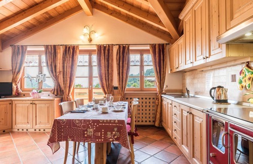 Almazzago Apartment | Rustic Apartment "Maso Margherita - Stua" with Balcony, Garden & Wi-Fi