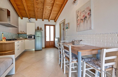 Tremosine Apartment | Rustic Apartment “Residence Tatiana B2” with Pool, Terrace